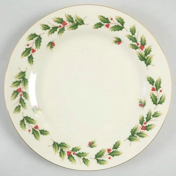 Vintage WORLD BAZAARS Holly Berry Salad Plates Ivory Winter White Set of Three - Picture 3 of 14